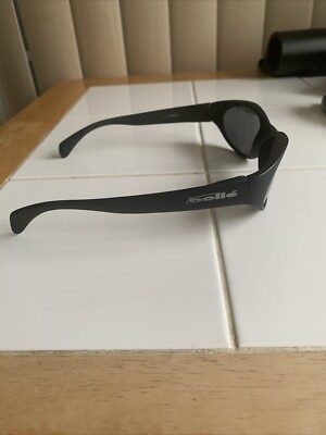 Vintage Bolle Lodo 1748201038 CE Black Oval Wrap Sunglasses  display picture 2