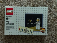 NEW Sealed LEGO Item 6079531 Classic SPACE MAN 2014 Ltd PROMO Exclusive