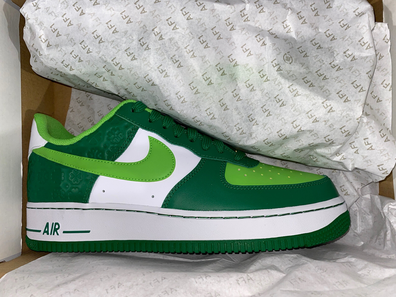 Nike Celebrates St. Patrick's Day 2021 - The Drop Date