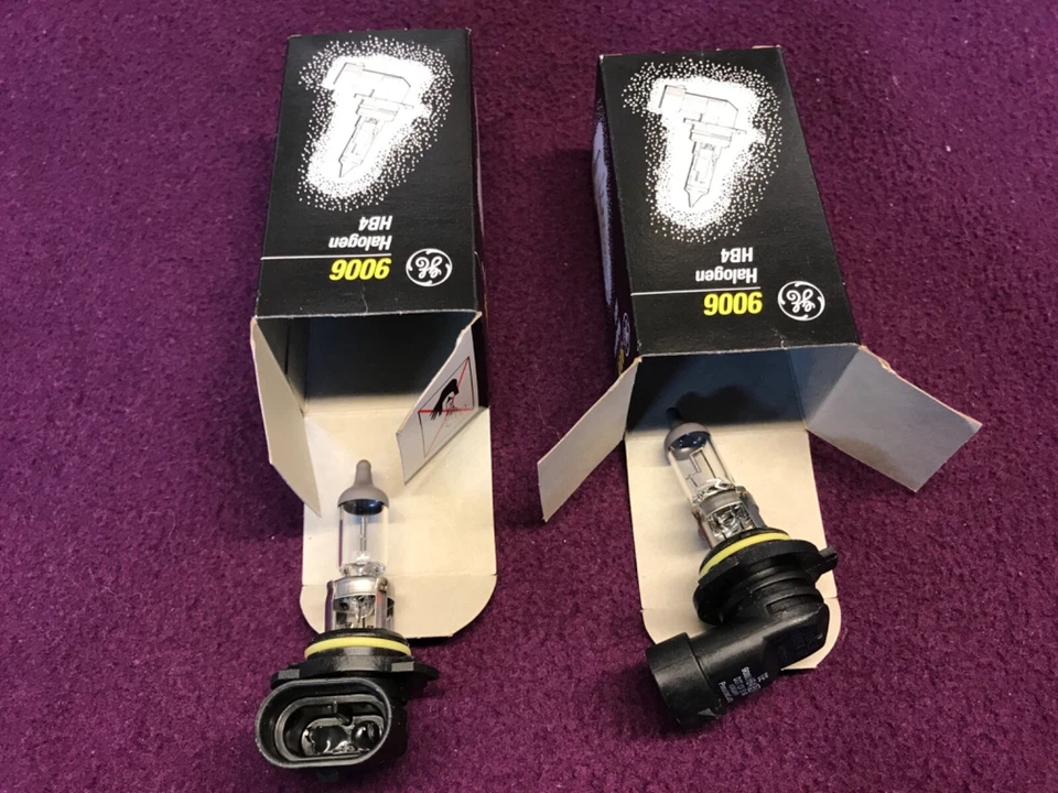 GE 9006 GE Bombilla Halógena HB4 PAR DE BOMBILLAS DE FAROS IZQUIERDA Y DERECHA Set G Foto 3 de 4