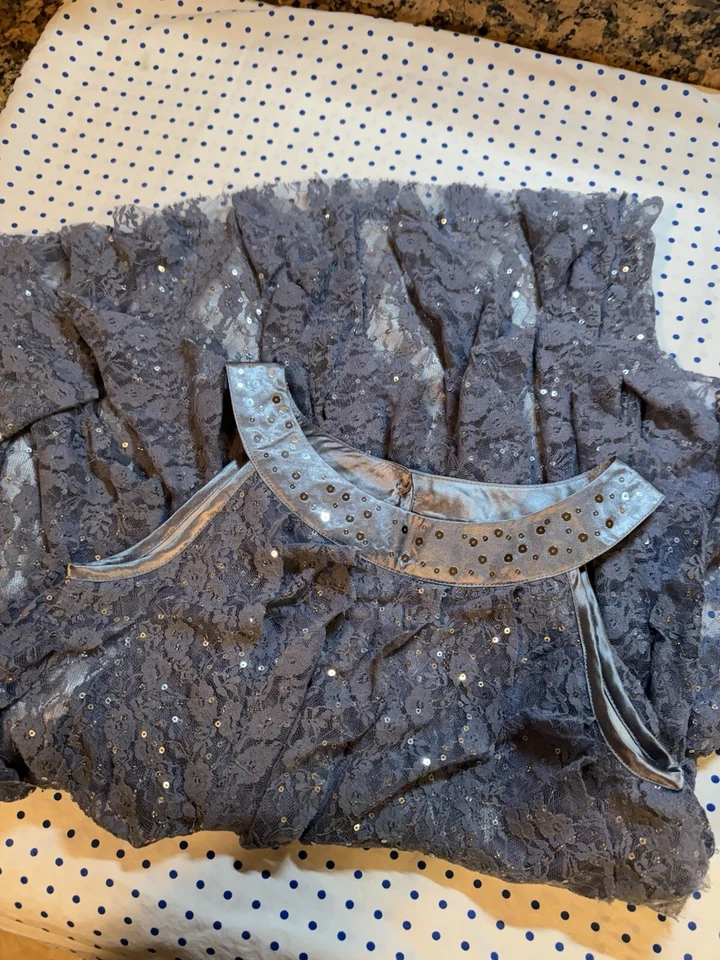 Beautiful And Mint Condition Biscotti Collezioni Sequin Tank Size 7 - Image 2 of 4