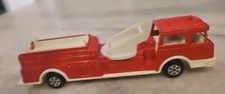  1055 ---VTG Tootsie Toy Aerial Ladder fire Truck Engine 24 red No Ladder