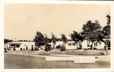 RPPC Grand Island Nebraska Conoco Courts 1940s Real Photo Postcard