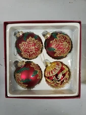 Lot Of 4 Linens N Things Glitter Christmas Ornaments