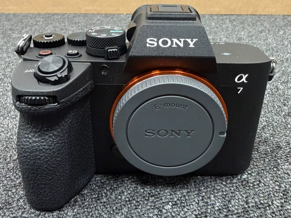 Sony Alpha 7 V, photo 2 of 5
