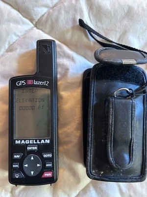 Magellan GPS Blazer 12 w/ user manual and leather case, working  order bundle