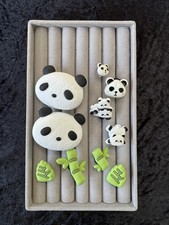 Ein Set süßer Panda Crocs Schuh Charms Jibbitz portofrei (Schuhe nicht enthalten)