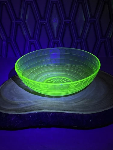 Vintage Uranium Glass Block Optic Bowl Anchor Hocking Berry Bowl