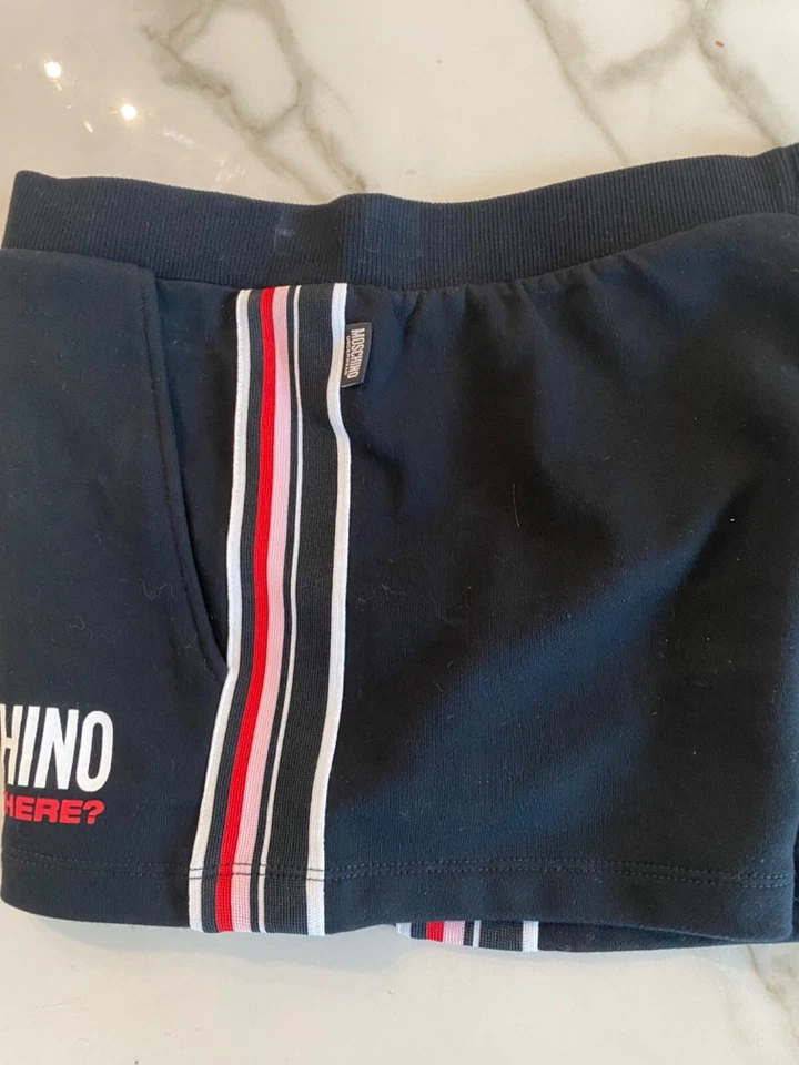 Pantalones cortos Moschino 100 % auténticos, talla S nuevos sin etiquetas  Foto 4 de 4