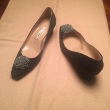 Oscar de la Renta Charcoal Grey 2 inch heal pump
