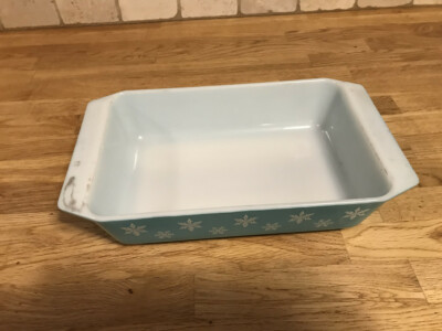 Vintage Pyrex Turquoise Blue Snowflake 575-B 2 Qt Casserole Dish