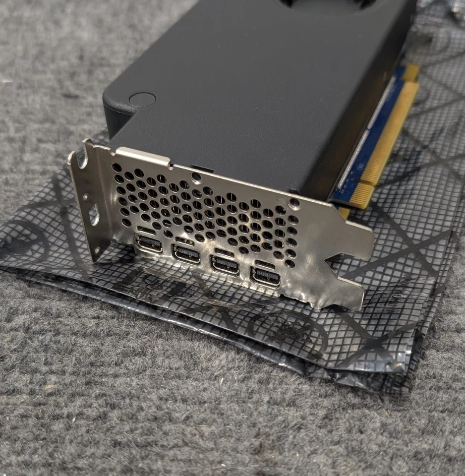 HP NVIDIA Quadro T2000 4GB Half-Height Graphics Card (M13728-001) - Image 3 of 3