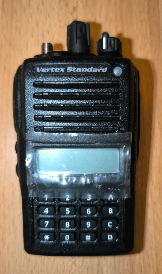 Vertex VX-P829 G7-5---UHF D(450 - 520Mhz) P25 Full Keypad Radio - Image 4 of 4