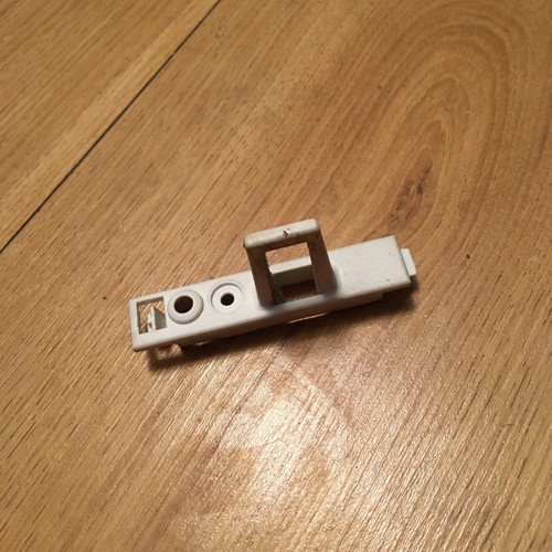 Zanussi ZDC76550W Wäschetrockner Kondenstrockner Türriegel Stiftschloss Fangklammer