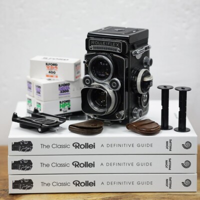 RARE The Classic Rollei   A Definitive Guide   John Phillips - UK Stock