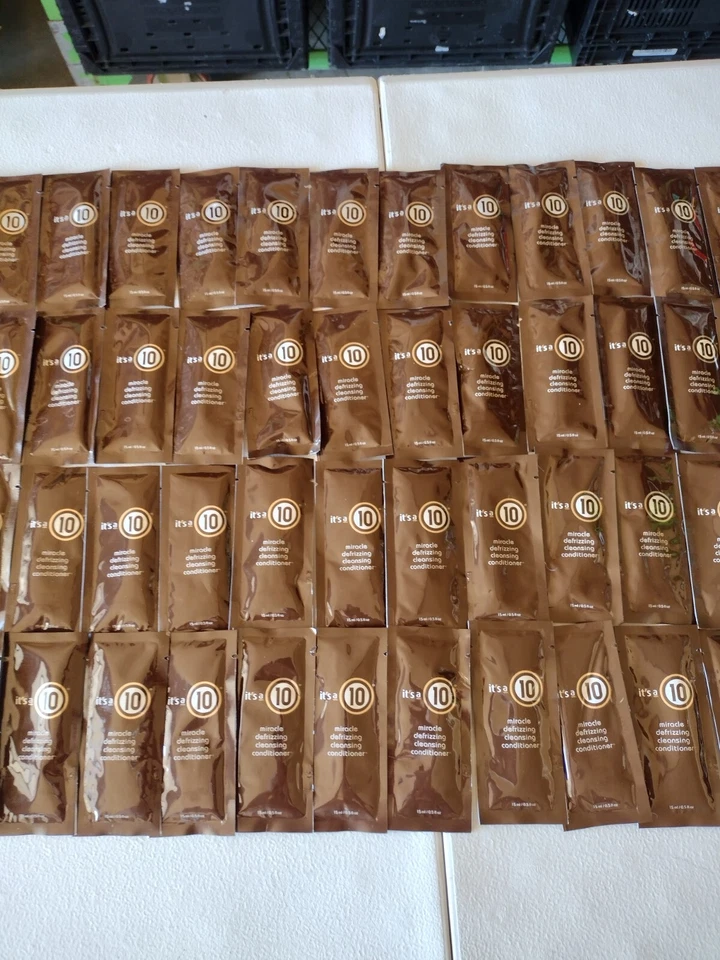 It's a 10 Miracle Defrizzing Creme Condicionador de Limpeza Amostra 15 ml Pacote com 80 - Imagem 3 de 4