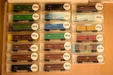 Micro-Trains 40' STOCK CAR ATSF SF D&RGW GN NYC UP CB&Q N&W  sold individually