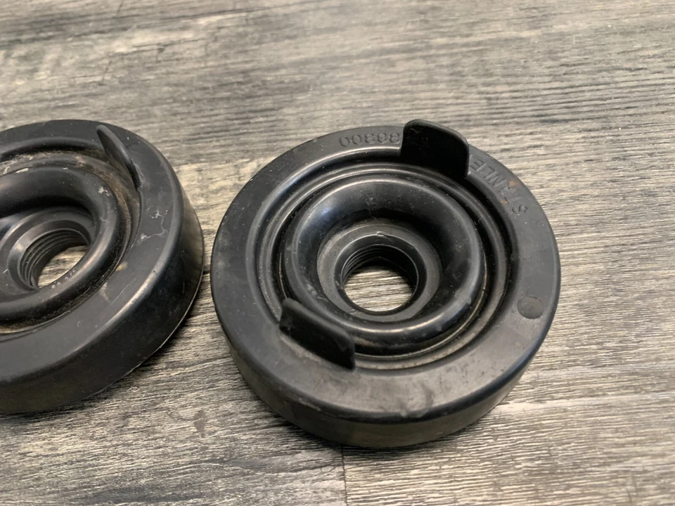 CBR1100XX CBR929 RVT1000R VTR1000 Honda OEM Faros Bombilla Goma Cubiertas Tapas Foto 2 de 4