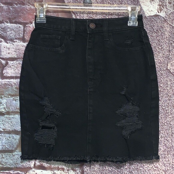 Hollister Curvy Ultra High Rise Black Distressed Jean Skirt Size