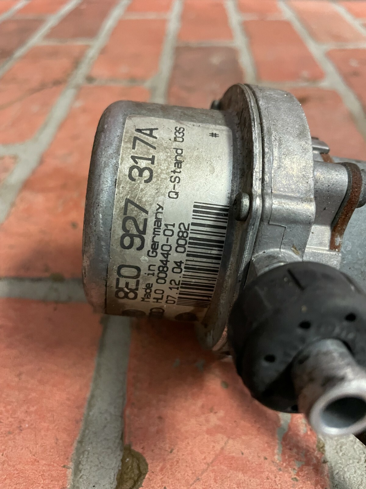 20012012 AUDI A4 A5 A6 A8 A8L S4 S5 Q7 BRAKE BOOSTER VACUUM PUMP OEM