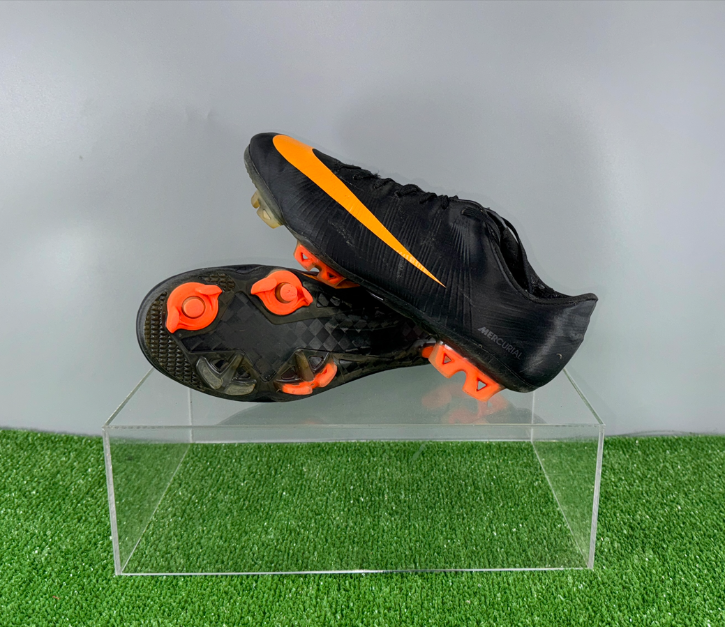 Nike Mercurial Superfly II FG 396127-080 Elite US7 UK6 Black boots