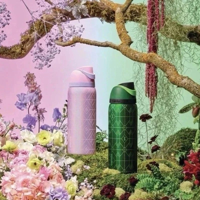 Owala Wicked For Good 32oz Freesip Water Bottle Glinda & Elphaba Limited Edition - Image 2 of 4