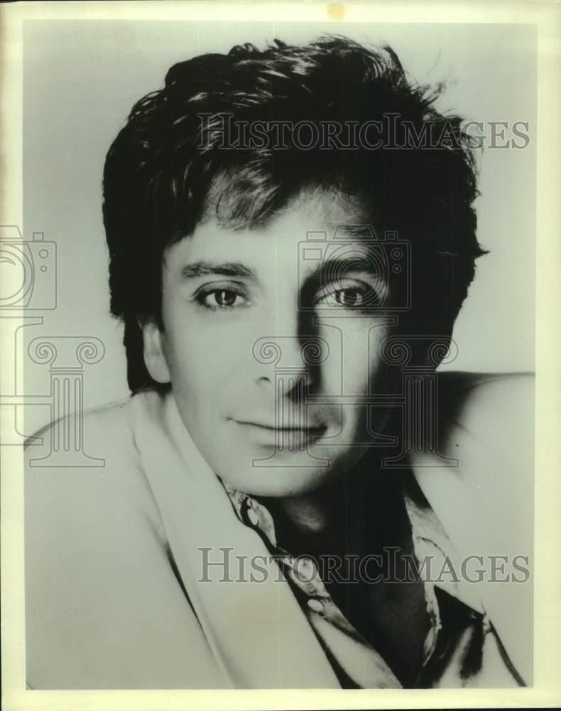 Press Photo Entertainer Barry Manilow, Singer in closeup - sap25412