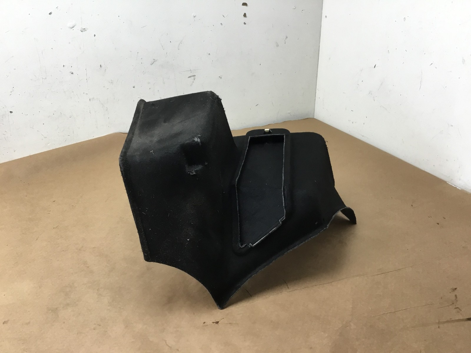 Maserati Coupe GT 2003 Rear Left Trunk Quarter Carpet Trim Cover Panel 02-06 ;:Y
