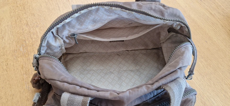 Kipling Damen DEFEA Henkeltasche - Handtasche Soft Earthy C- Olive - Bild 4 von 4