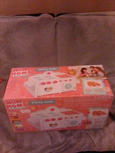 num noms baking oven