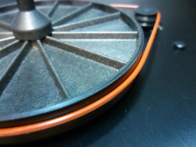 Kit Cinghia 2 In 1 Rega Kit Doppia Cinghia In Silicone Per Giradischi Rega Planar 2 E Altri Modelli Compatibili - Colori Bianco E Rosso Cintra Drive Belt Rega - Foto 3