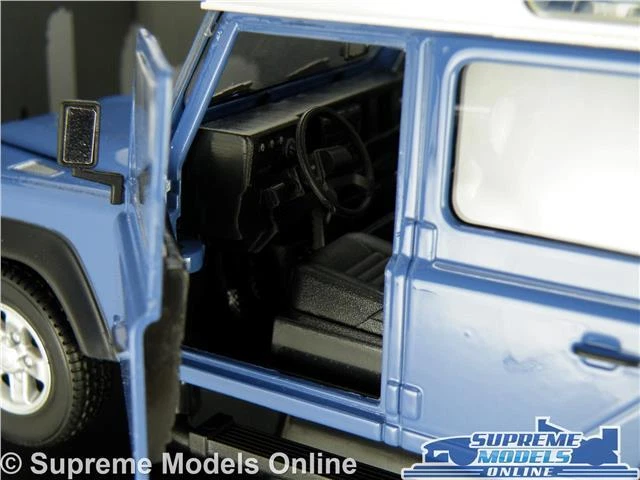 LAND ROVER DEFENDER CAR MODEL LWB BLUE LARGE 109 1:24 SIZE LONG WHEEL BASE T3 - Image 4 of 4