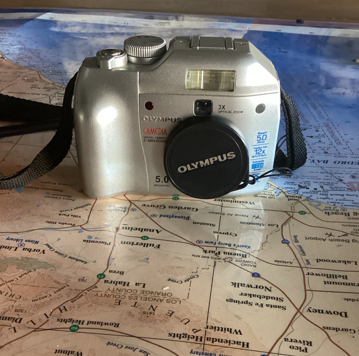 Olympus CAMEDIA C-5000 Zoom 5.0MP Digital Camera - Silver