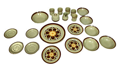 Vintage 21 Piece Fashion Manor Japanese Stoneware  Kontiki  Green Floral