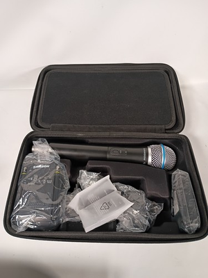 #ad Samson Concert 88 Camera Wireless System CR88V Receiver amp; CH88 Handheld Mic $95.00