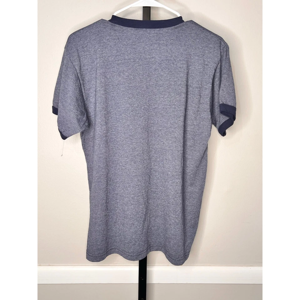 NUEVO SIN ETIQUETAS BDG Hombres Fosters Cerveza Gráfico Camiseta Manga Corta Cuello Redondo Gris Talla M Foto 2 de 4