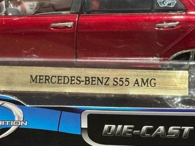 MAISTO MERCEDES BENZ SL 55 AMG 1/18 LUXURY SPECIAL EDITION RED