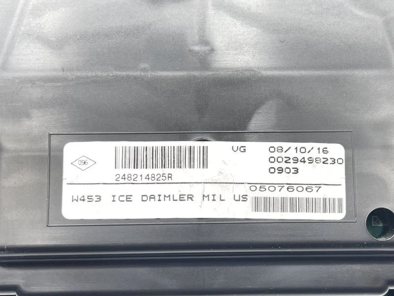 Velocímetro Smart Fortwo 2017 MPH negro con moldura blanca TC:02U 62 K 50869 Foto 2 de 4