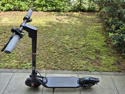 E-Roller Ninebot Segway F20D Fahrbereit