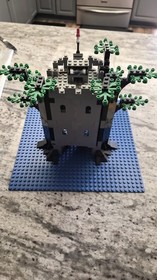 LEGO Castle: Forestmens River Fortress (6077-2)