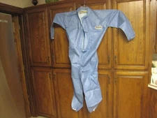 2 Kimberly Clark KLEENGUARD A60 45003  BLOOD BORNE PATHOGEN /Chem LG COVERALLS 