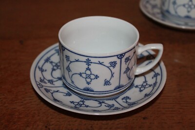 1 Tasse mit Untertasse, indisch blau saks, Jäger, Thrg. stapelbar, max 5.St.