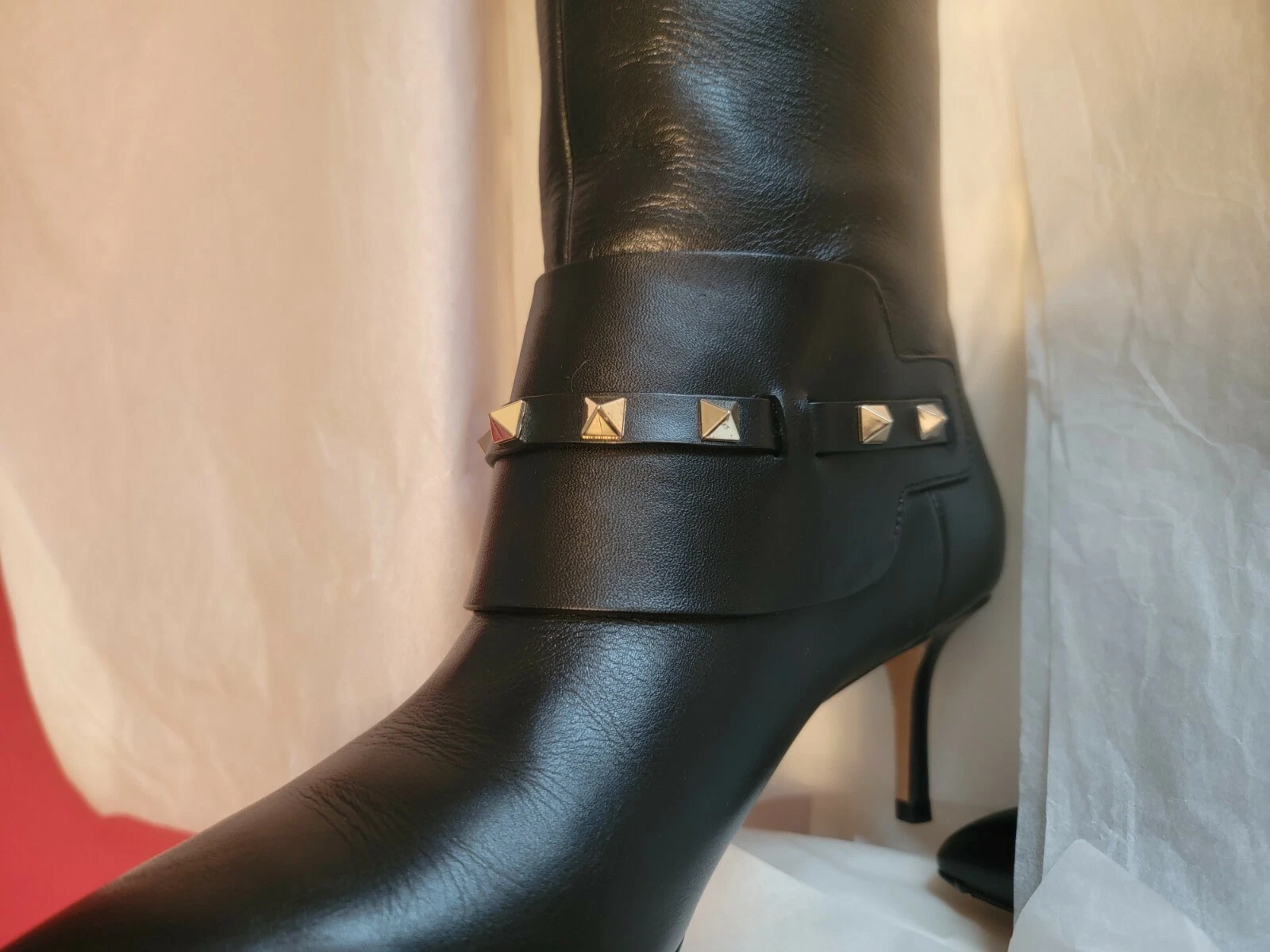 Stivali sopra il ginocchio PreLoved Valentino Garavani Rockstud pelle nera EUR 37