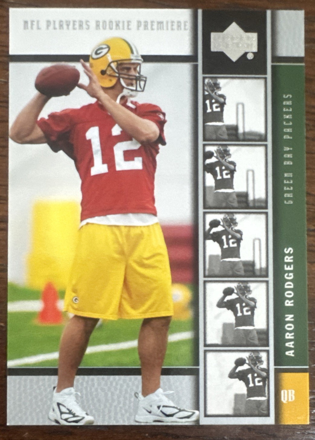 Aaron Rodgers 2005 Upper Deck Rookie Premiere Rookie Card #16 (7297)
