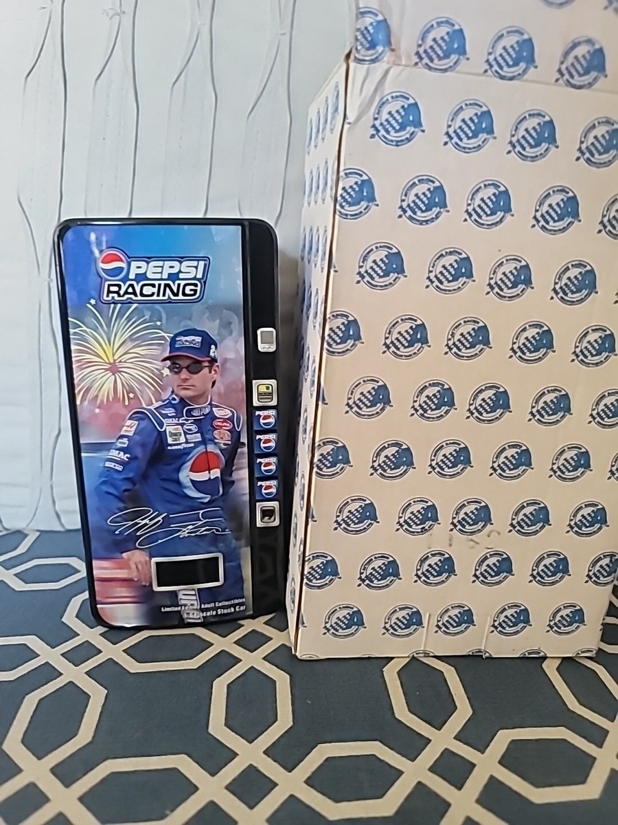 RARE*2002 LimitedEdition Jeff Gordon#24 Pepsi Vending Machine 1/64