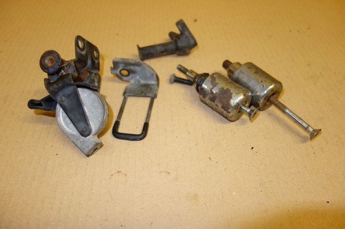Yamaha FZR750 2LM FZR 750 GENESIS job lot bar ends choke lever brackets frame - Picture 2 of 7
