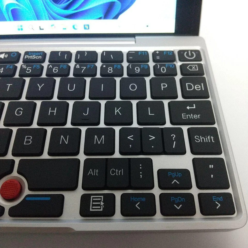 GPD Pocket UMPC Portable PC X7-Z8750 8GB/128GB WIndows 11 Home Used JPN - Image 3 of 4