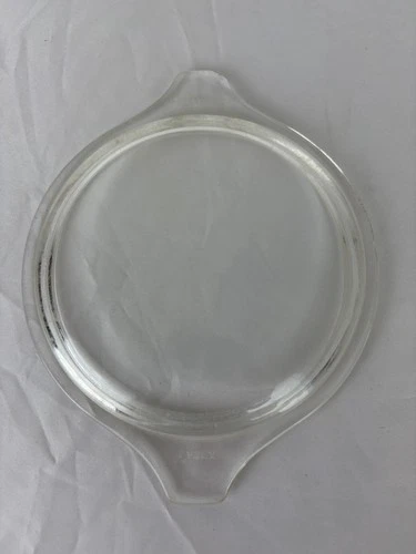 Vintage Pyrex Replacement Glass Lid 470-C Chip on Handle