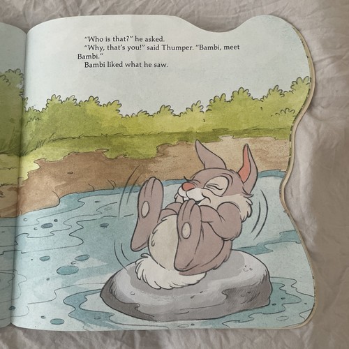 Vintage Childrens "SHAPE" Books - Bambi 1987 - Picture 10 of 12