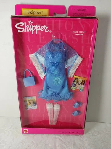 Fashion Avenue Teen Skipper First Crush Blue Sparkle Party Dress Shawl Bag Shoes